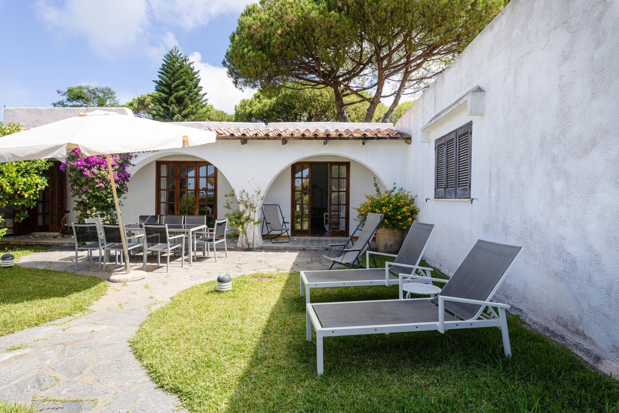Villetta Con Giardino Esclusivo Di 1000 Mq, Piscina, Tennis, Calcio, Bocce Forio  Luaran gambar
